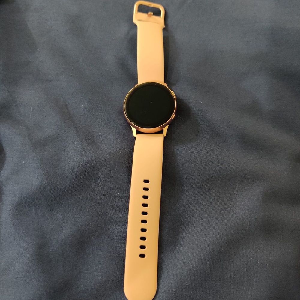 SOLD—-Samsung Watches for sale - 22 pieces